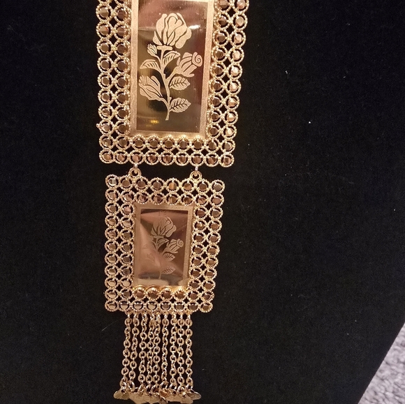 24kgp Dubai Jewelry Elegant Gold Necklace with Intricate Design - Picture 3 of 10